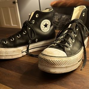 Converse Leather Hightop Converse